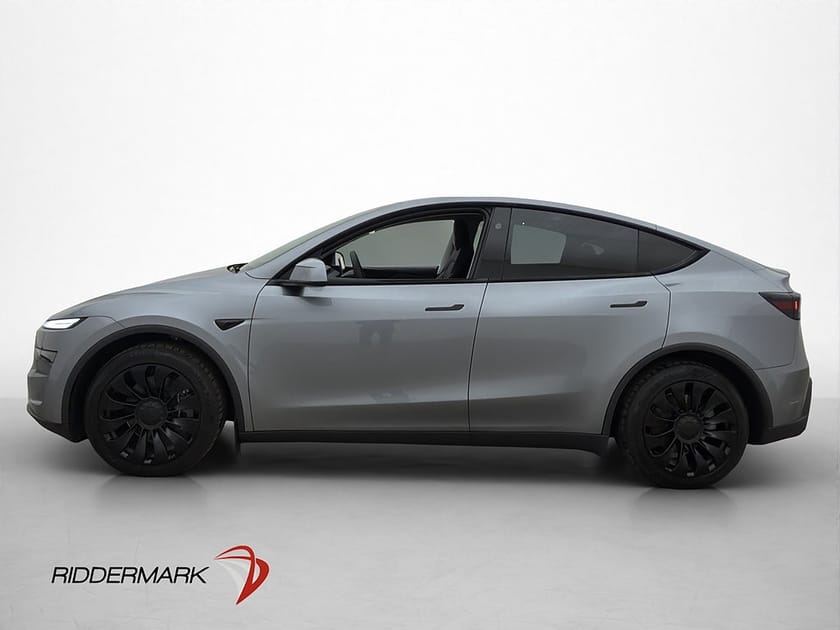 Bild 5 av Tesla Model Y Standard Range RWD Sv.Såld Quicksilver MOMS Drag