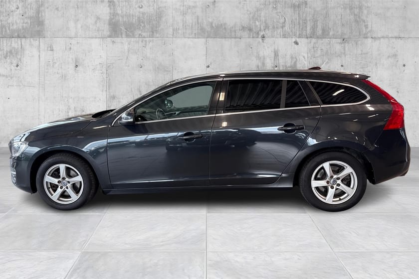 Bilde 2 av Volvo V60 T3 Summum/Krok/ACC/R.kam/Keyless/VOC+++