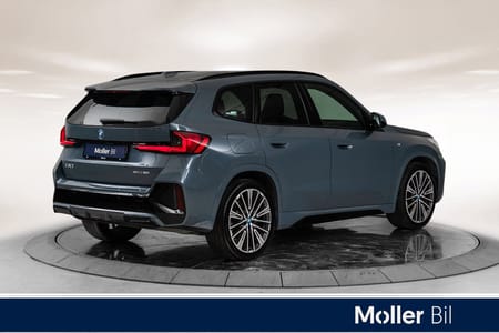 BMW iX1 xDrive30 Fully Charged (K)