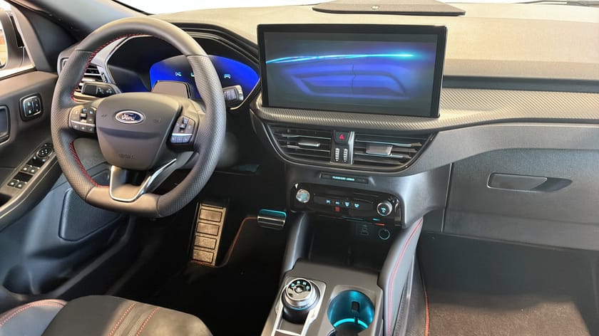 Bild 4 av Ford Kuga Plug-In Hybrid ST-Line X 2.5 PHEV FWD 243hk Automat
