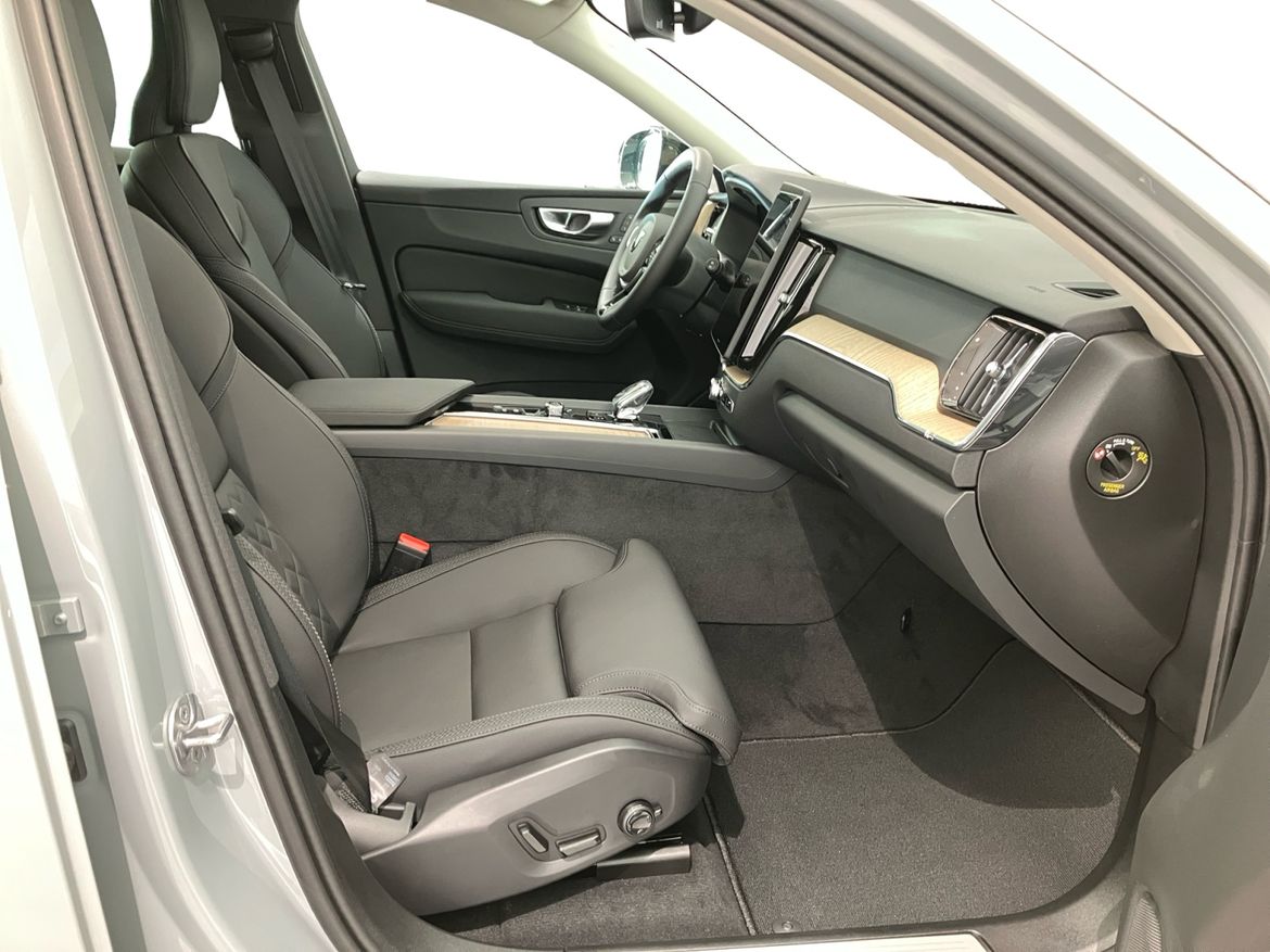 Bild 4 av 6 på bilen