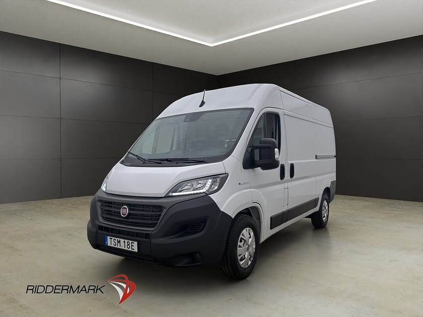 Bild 3 av Fiat E-Ducato kWh Van 35 L2H2 122hk Kamera LED 2xDörr Moms