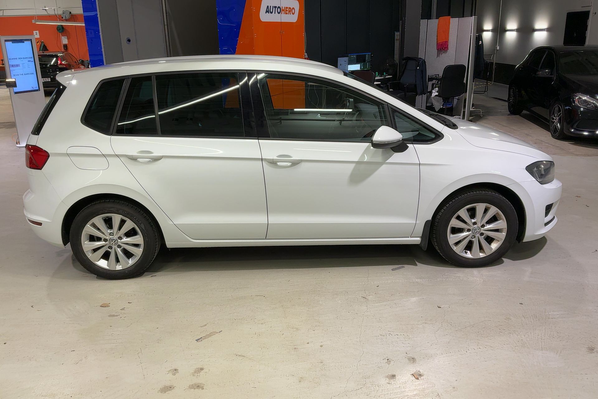 Volkswagen Golf Sportsvan 2016, kuva 7/10