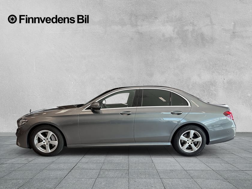 Bild 2 av Mercedes-Benz E 220 d – AMG Line (pano,360 kamera)