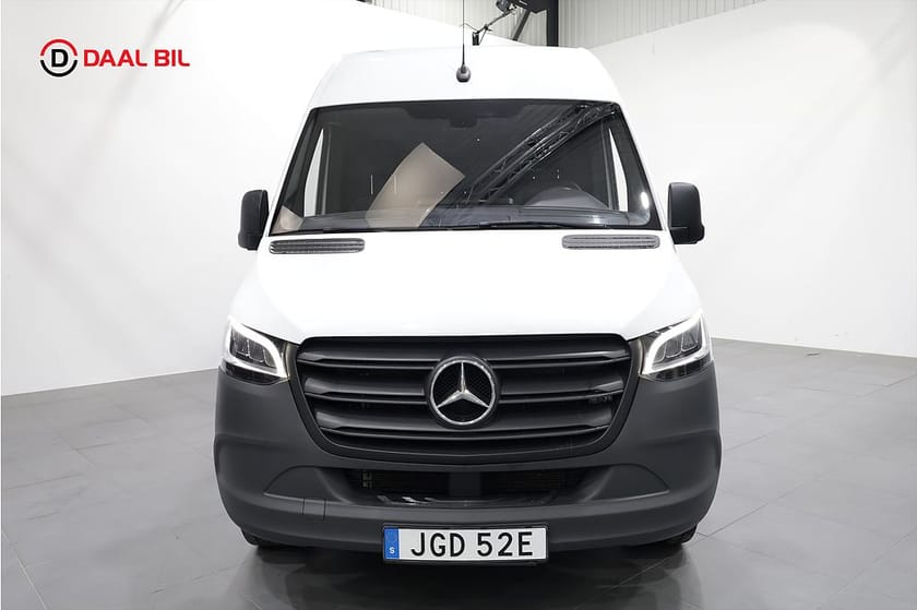 Bild 3 av Mercedes-Benz Sprinter 317 CDI RWD Panel Van 170HK MOMS DRAGKROK BACKKAMERA VÄRMARE LED BT