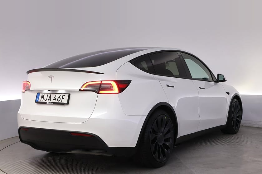 Bild 5 av Tesla Model Y Performance Autopilot Panorama