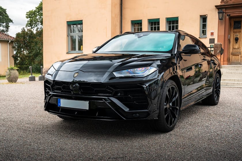 Bild 3 av Lamborghini Urus 4.0 V8 AWD 650hk Pano Drag HUD PPF Akrapovic Sensonum