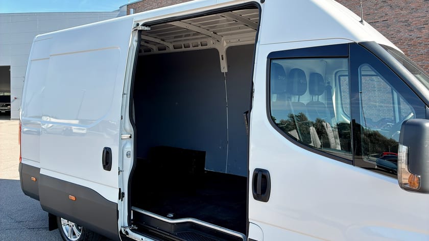 Bild 5 av Iveco Daily 35-140 Van 12 m²  | Låg skatt!