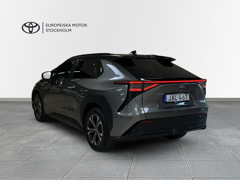 Bild 3 av Toyota bZ4X 71.4 kWh AWD STYLE PREMIUM JBL VINTERHJUL