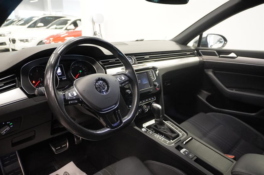 Bild 5 av Volkswagen Passat Alltrack 2.0 Drag Rattvärme CarPlay