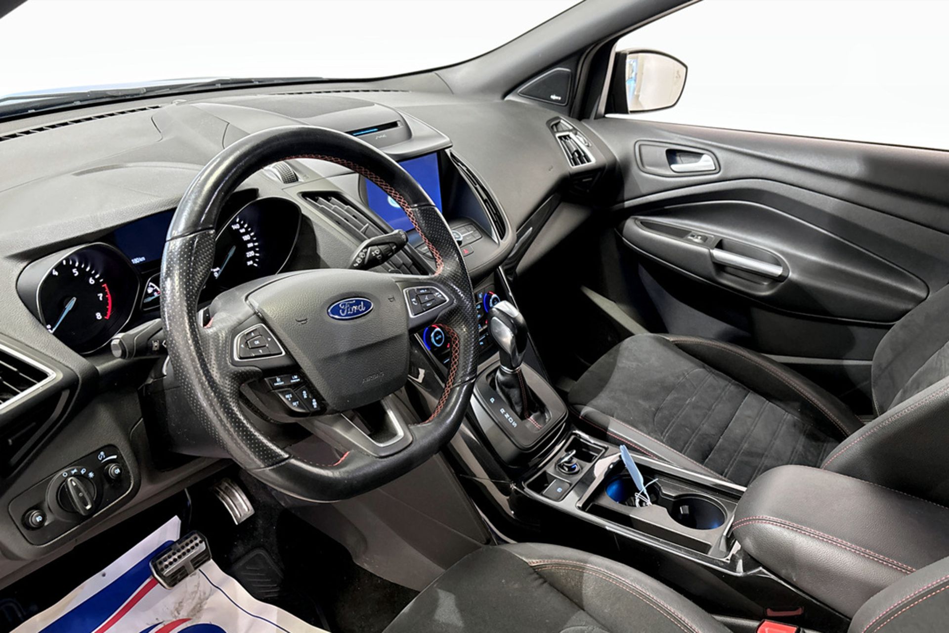 Ford Kuga 1.5 EcoBoost Flexifuel 2020, bild 5/9