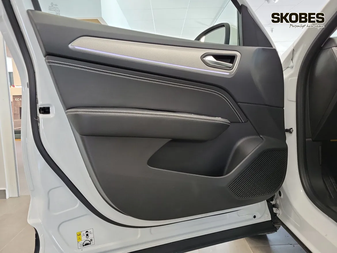 Renault Arkana E-TECH 145