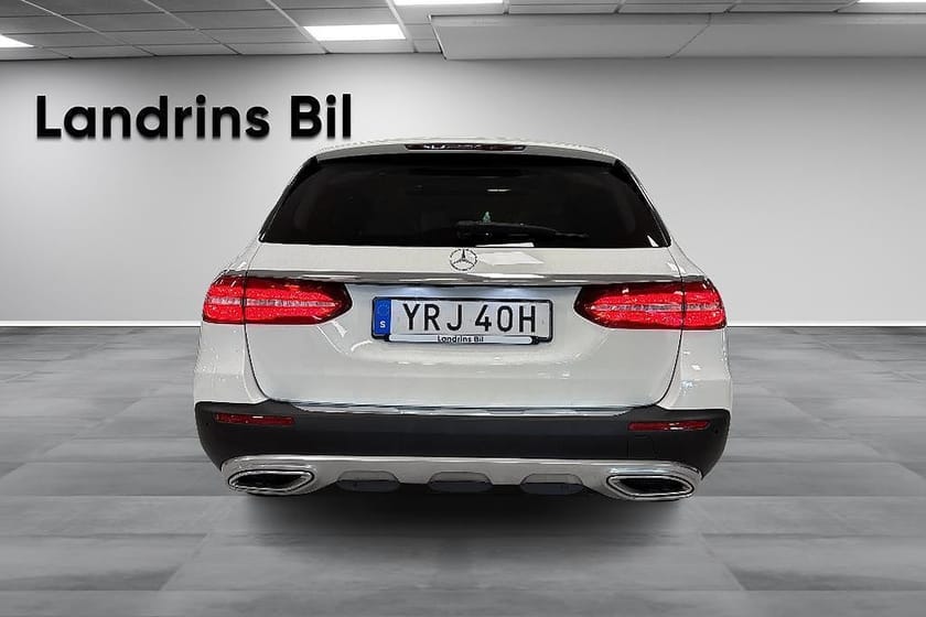 Bild 5 av Mercedes-Benz E 220 d 4MATIC All-Terrain Pano Drag Värmare 360 Burmeste