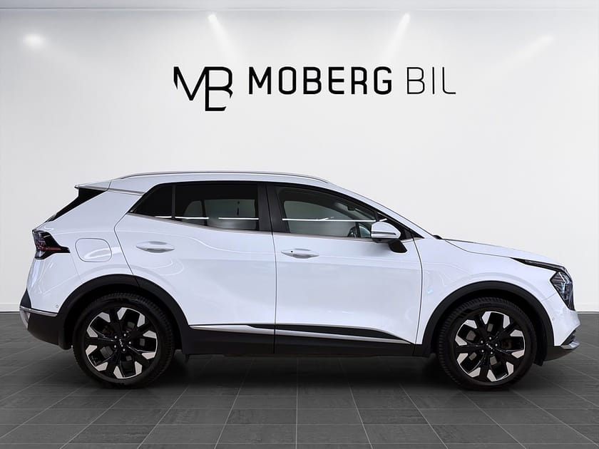 Bild 3 av Kia Sportage PHEV 265hk Advance 360 Drag Navi PDC Keyless