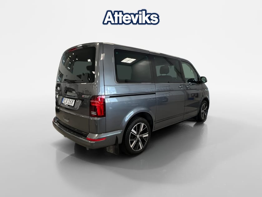 Bild 3 av Volkswagen Multivan Highline 2.0 TDI 4M 204hk *7-sits/Elstolar fram*