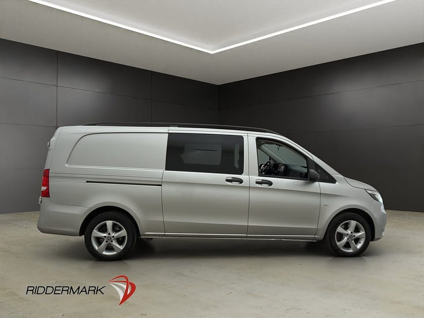 Bild 2 av Mercedes-Benz Vito Mixto 119 BlueTEC 4MATIC 3.0t Värm Skinn Drag B-Kamera