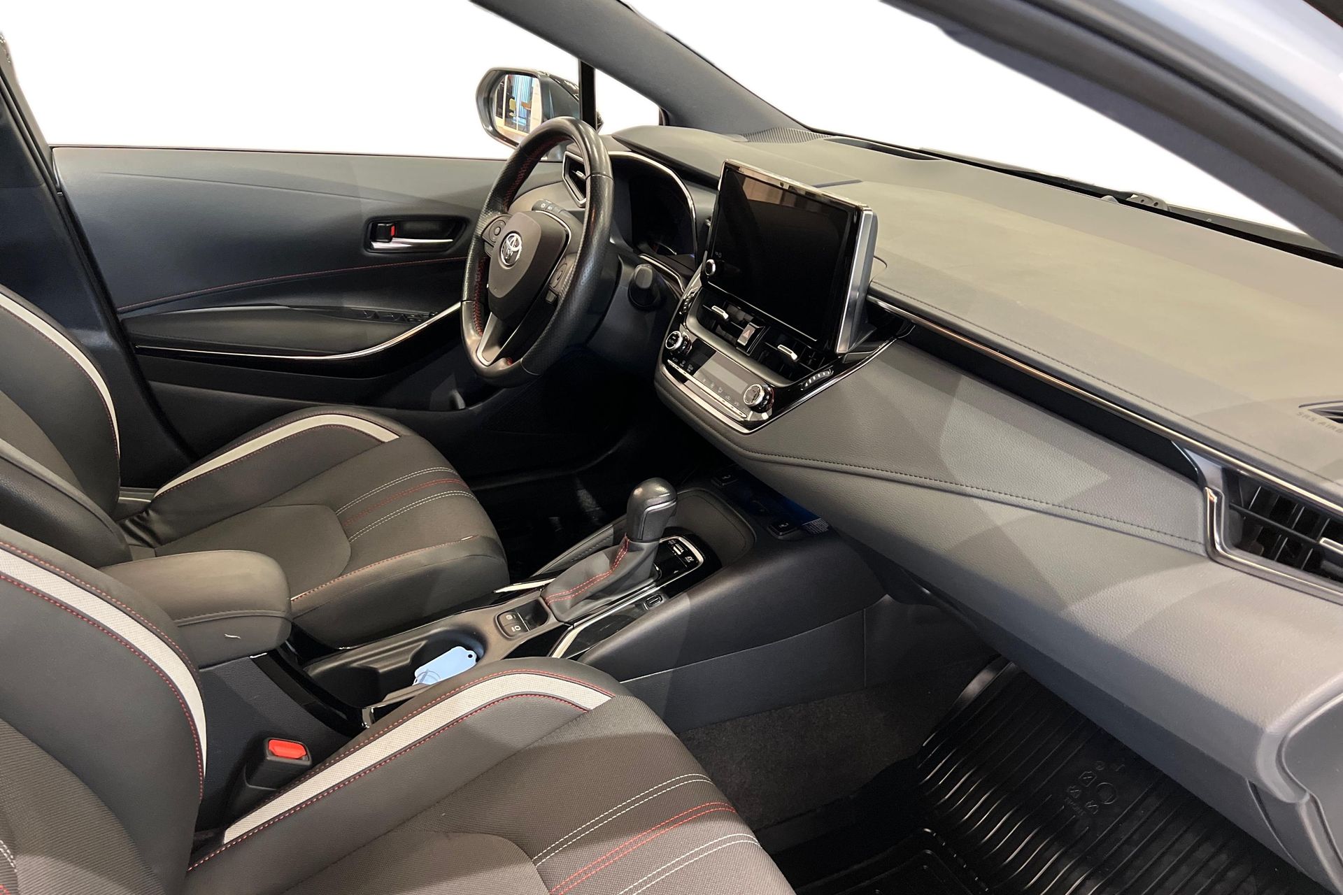 Toyota Corolla Touring Sports Hybrid 2022, bild 7/10