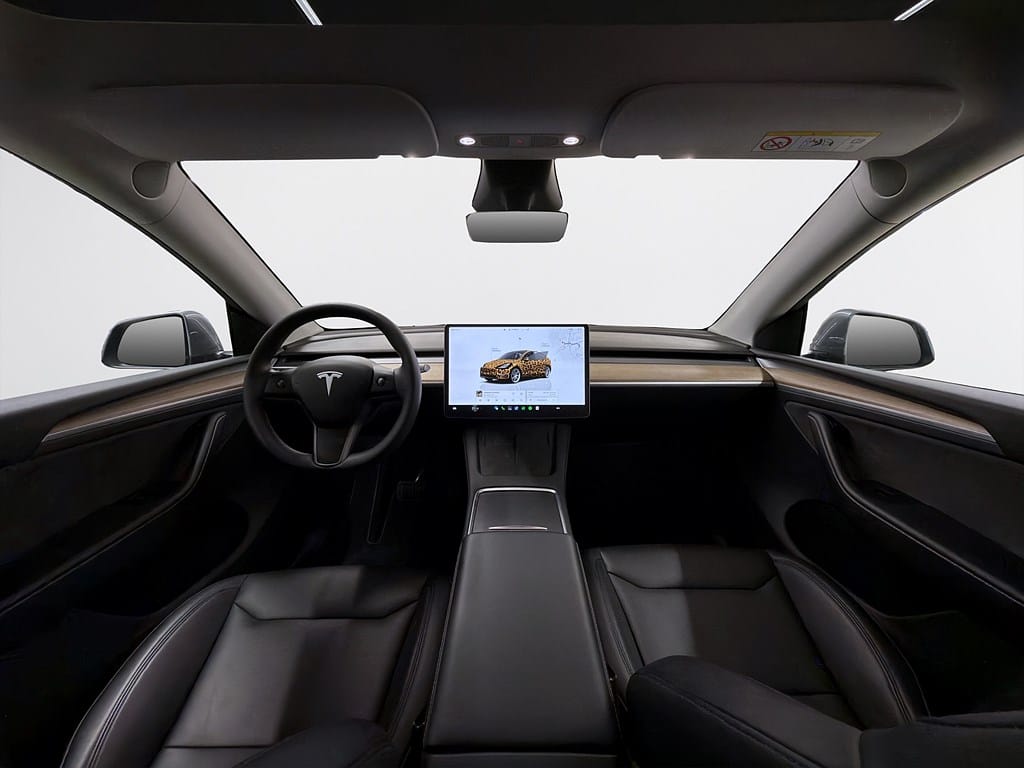 Tesla Model Y Long Range AWD, 514ps, 2024