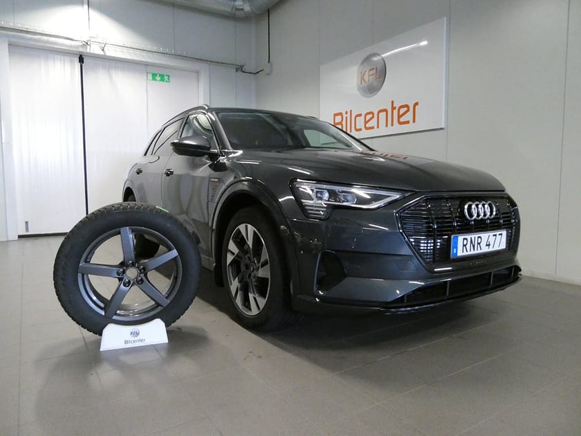 Bild 1 av Audi e-tron 55 quattro Aut-Drag-Navigation-Optikpaket-SoV