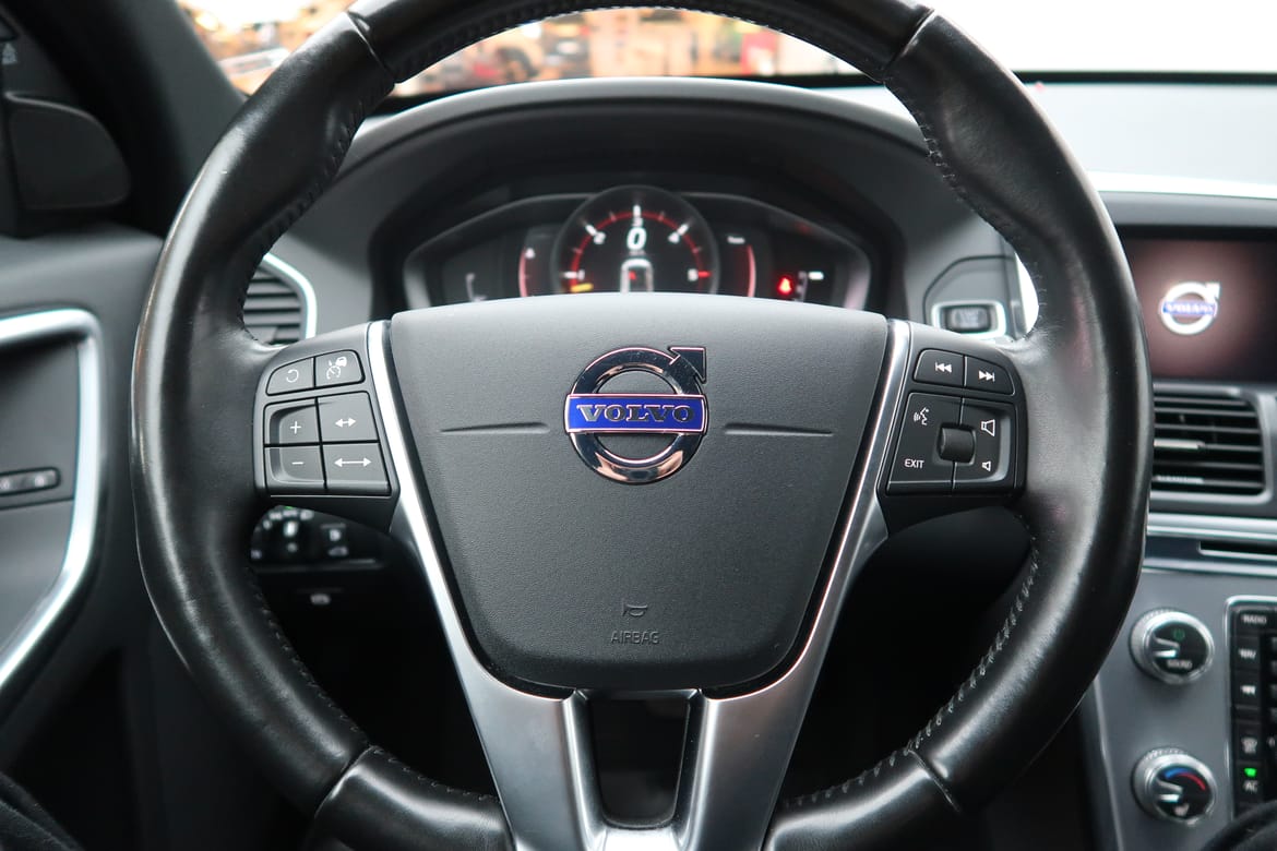 Volvo XC60 2017 - miniatyr 8