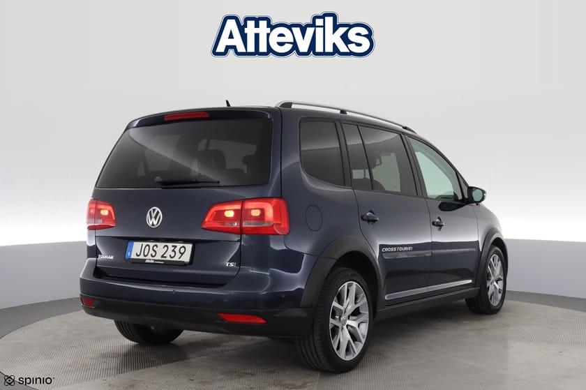 Bild 3 av Volkswagen CrossTouran 7-seater CROSS TSI 140 *Drag/Läder/7-sits*