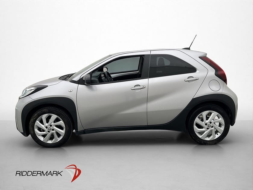 Bild 4 av Toyota Aygo X 1.0 72hk Play Kamera Adaptiv-Fart CarPlay