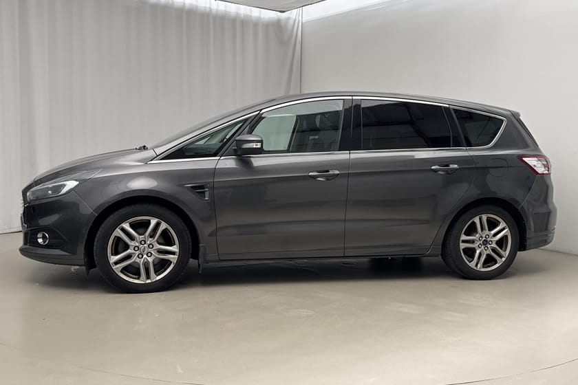 Bild 2 av Ford S-Max 2.0 TDCi Bi-Turbo (210hk) Titanium GPS Drag