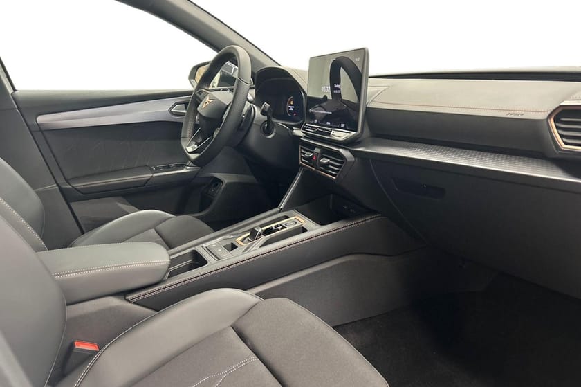 Bild 5 av CUPRA Leon Sportstourer 1.5 ETSI 150 HK MHEV