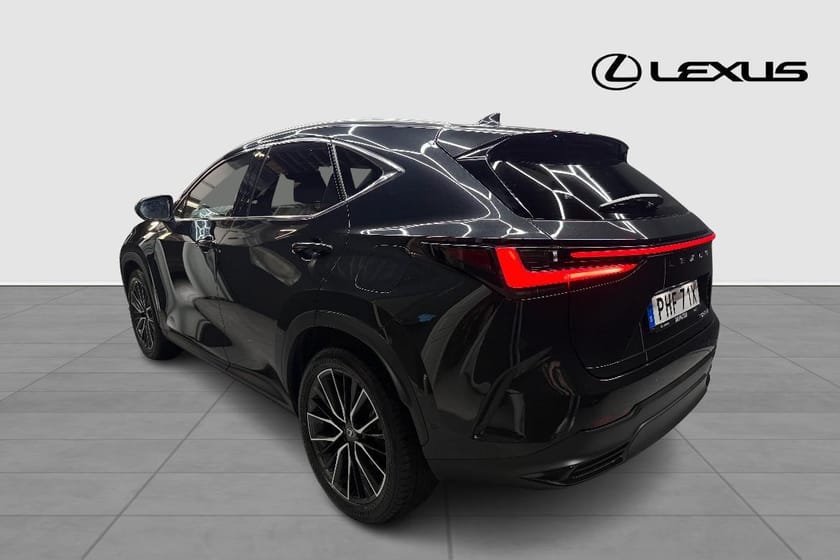 Bild 2 av Lexus NX 350h AWD LUXURY V-HJUL