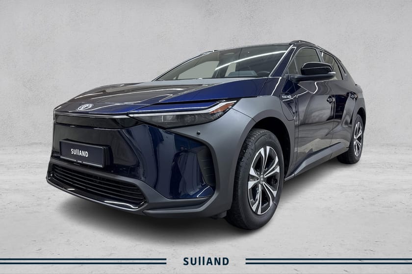 Bilde 1 av Toyota bZ4X AWD Active, Hengerfeste, Ryggekamera