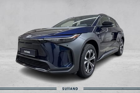 Toyota bZ4X AWD Active, Hengerfeste, Ryggekamera