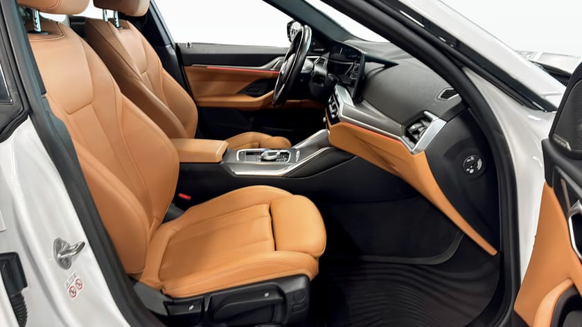 Bild 3 av BMW i4 M50 xDrive Gran Coupé H/K Dragkrok Tonade Rutor