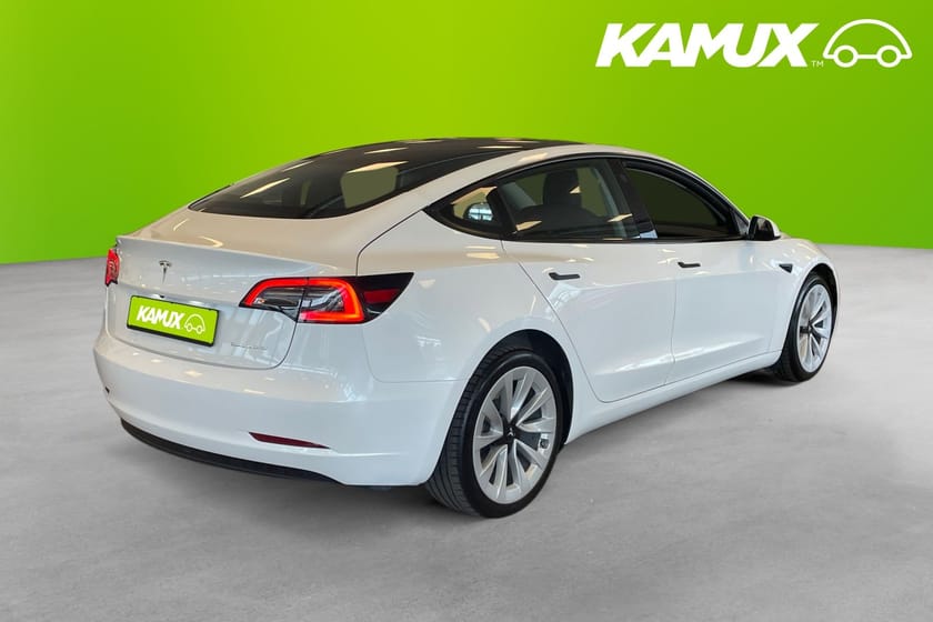 Bild 4 av Tesla Model 3 Long Range AWD Pano Moms