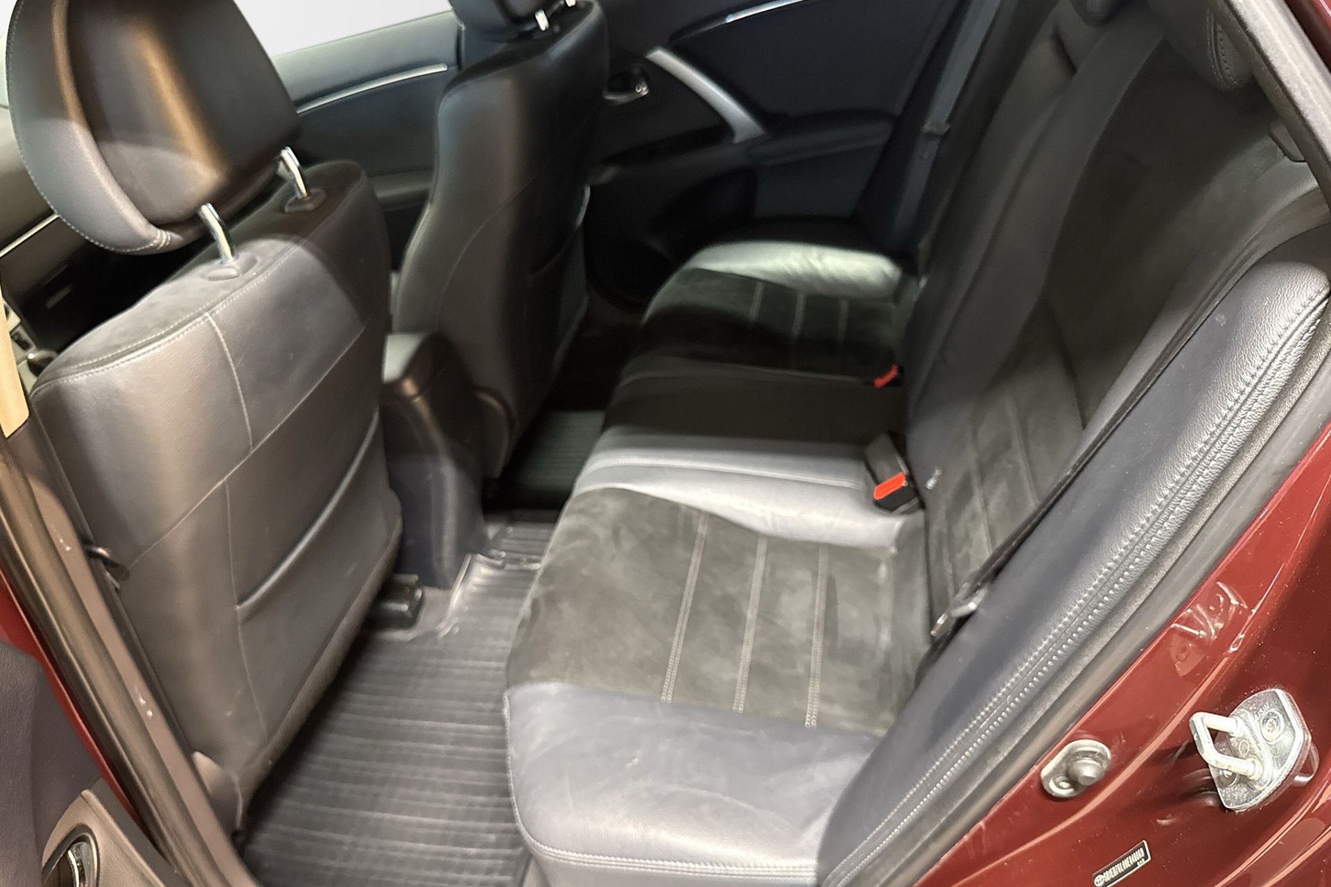 Toyota Avensis 2014, bild 7/10