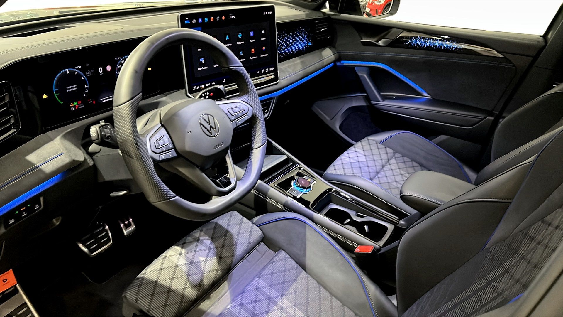 Volkswagen Tiguan eHybrid 2026, bild 7/10