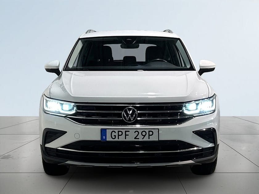 Bild 2 av Volkswagen Tiguan 2.0 TDI DPF 4M Elegance Drag Dvärm Kamera GPS SoV MOMS