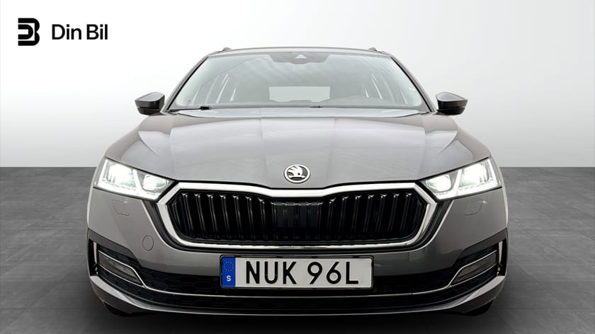 Bild 4 av Škoda Octavia Kombi iV Style 204hk DSG /Värmare/Drag/DCC