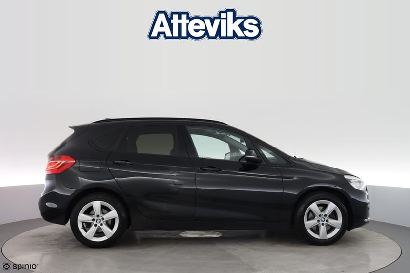 Bild 2 av BMW 218i Active Tourer Steptronic *Drag/Elbaklucka*