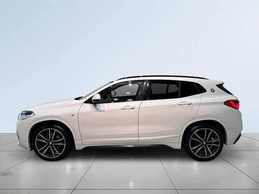 Bild 4 av BMW X2 xDrive20d Steptronic M Sport Drag HuD Kamera GPS SoV