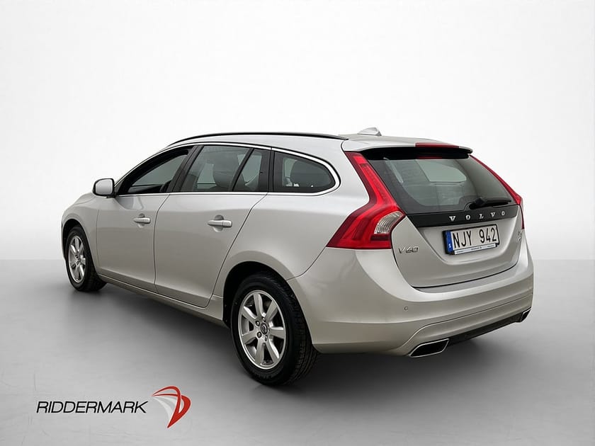 Bild 5 av Volvo V60 D4 163hk AWD Momentum Värmare Farthållare