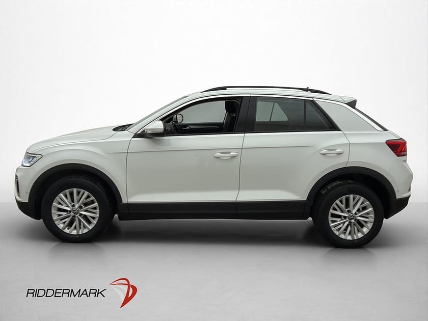 Bild 4 av Volkswagen T-Roc 1.5 TSI Base 150hk Cockpit Sensorer CarPlay