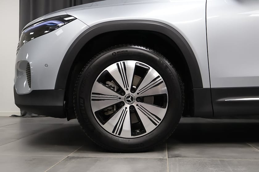 Bild 5 av Mercedes-Benz EQB 250+ Progressive Line Advanced Dragkrok Adp farthållare