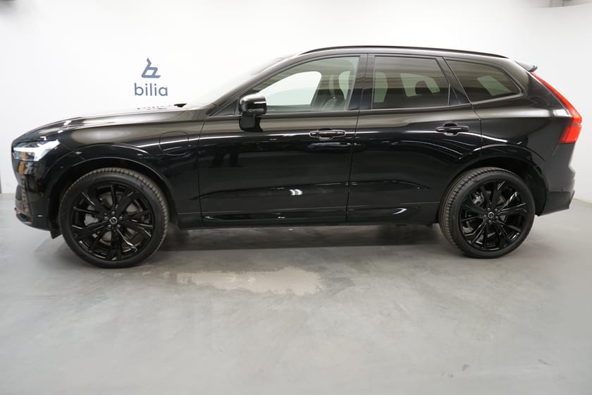 Bild 2 av Volvo XC60 T6 Plus Black Nordic Edition, Navigation, HarmanKardon PremiumSound