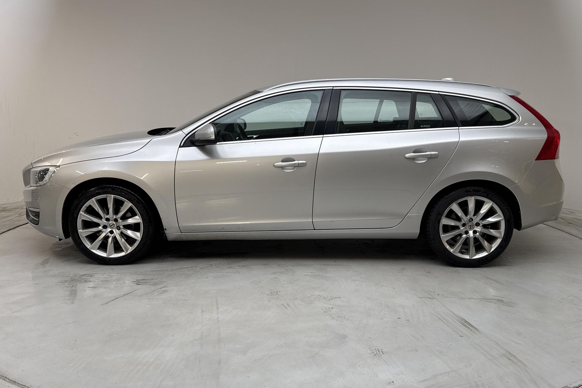Volvo V60 D4 2016, bild 2/10