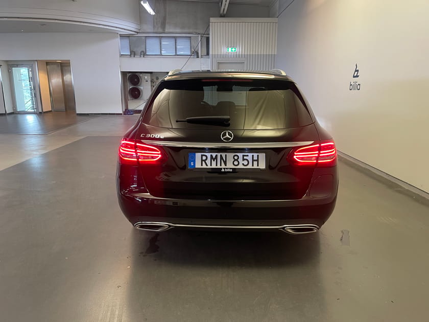 Bild 4 av Mercedes-Benz C 300 T e PHEV Avantgarde/ 360 kamera/ Navigation/