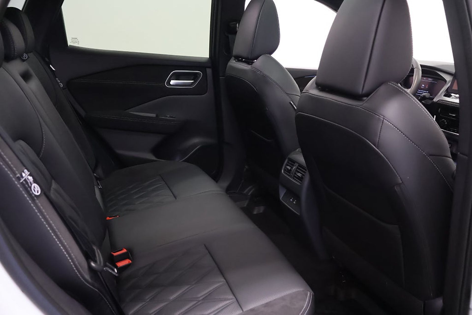 Nissan Qashqai E-POWER Tekna+ Pano 2025, bild 7/10