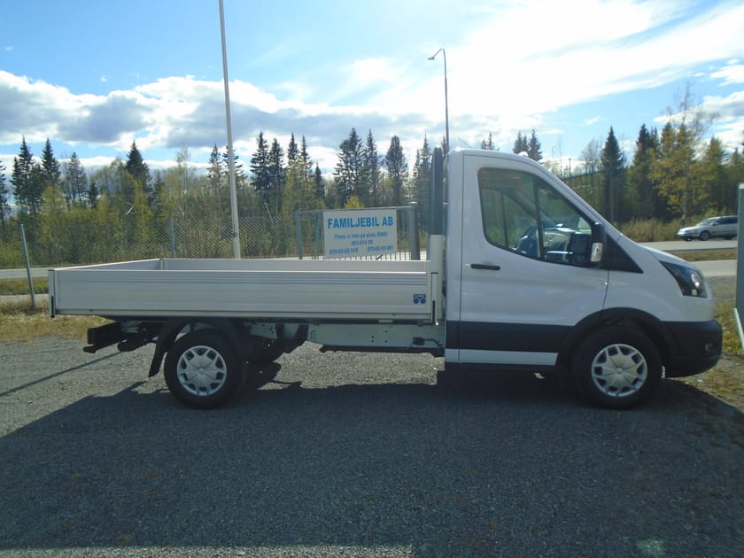 Bild 2 av Ford Transit 350 Chassi Cab 2.0 Tdci Aut  3,2 m Flak  OBS 670mil