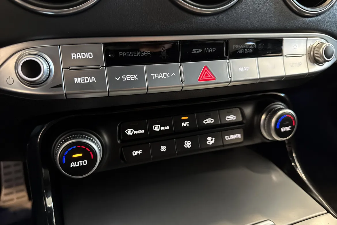 picture of a car