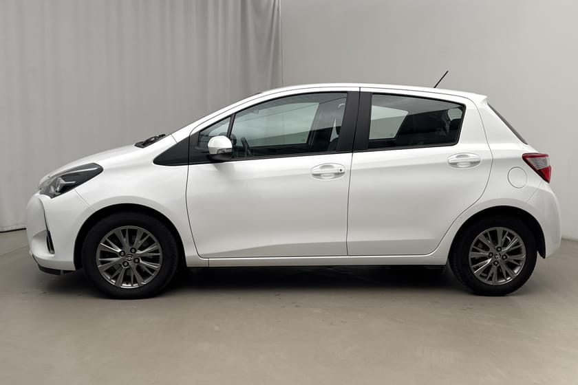 Bild 2 av Toyota Yaris Hybrid 1.5 5dr (101hk) Active