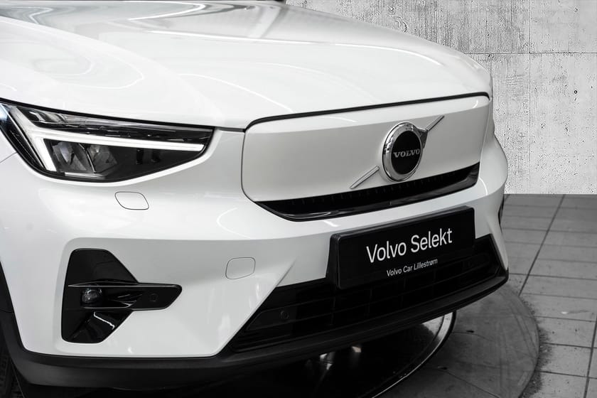 Bilde 2 av Volvo XC40 Recharge Twin motor El. Plus 408Hk. Hengerfeste!
